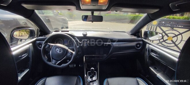 Toyota Corolla 2019, 143,500 km - 1.4 l - Bakı