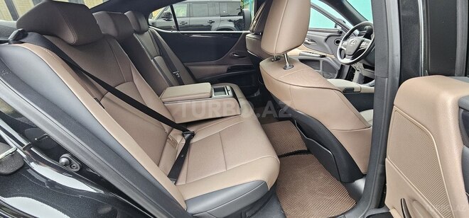 Lexus ES 300h 2023, 15,000 km - 2.5 л - Bakı