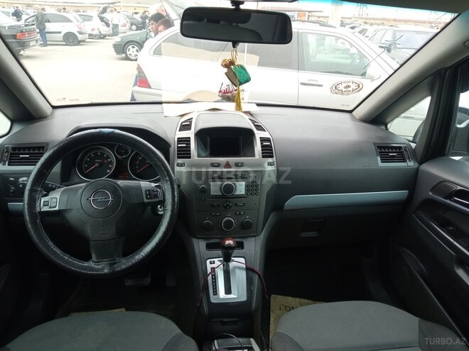 Opel Zafira 2005, 195,000 km - 2.2 l - Bakı
