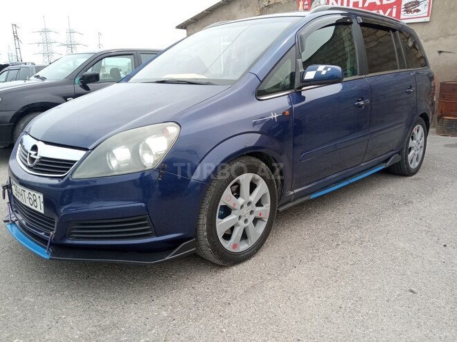 Opel Zafira 2005, 195,000 km - 2.2 l - Bakı