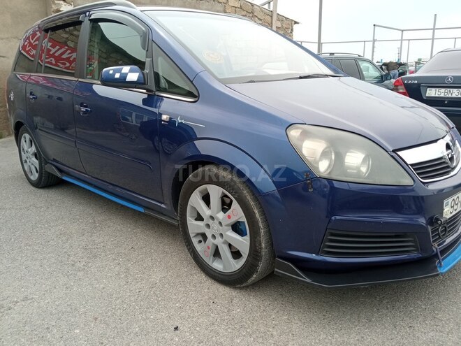 Opel Zafira 2005, 195,000 km - 2.2 l - Bakı