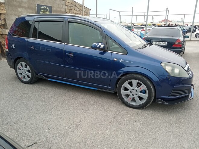 Opel Zafira 2005, 195,000 km - 2.2 l - Bakı