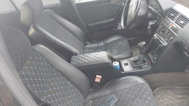 Mercedes C 180 1994, 500,000 km - 1.8 l - Astara