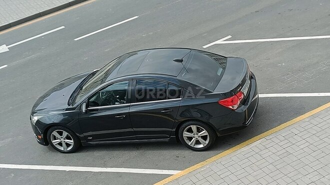 Chevrolet Cruze-11