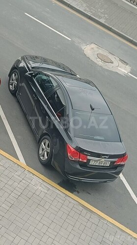 Chevrolet Cruze-12