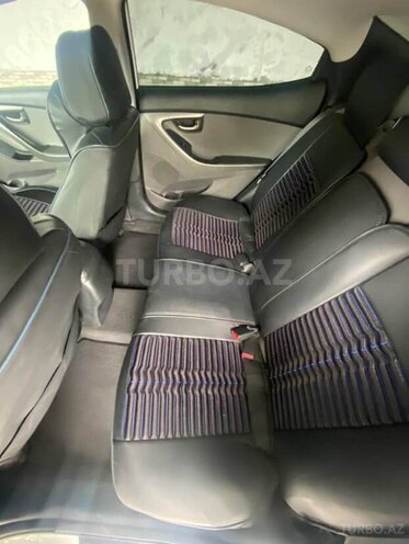 Hyundai Elantra 2014, 203,743 km - 1.8 l - Oğuz