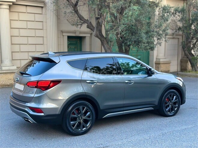 Hyundai Santa Fe 2018, 93,000 km - 2.0 l - Bakı