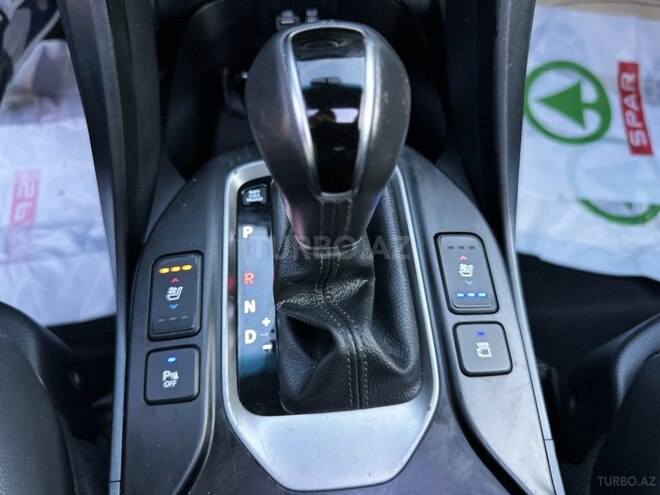 Hyundai Santa Fe 2018, 93,000 km - 2.0 l - Bakı