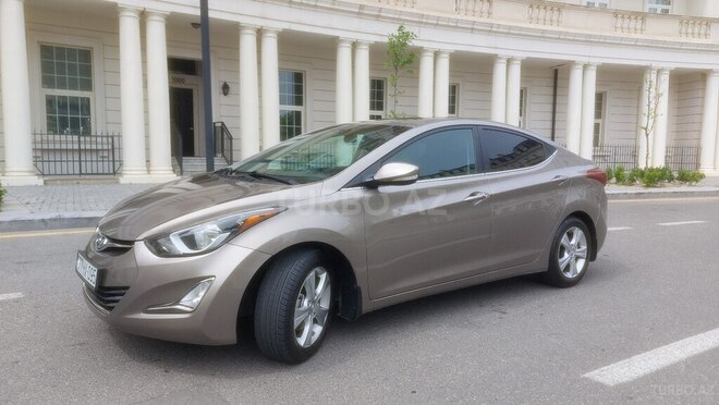 Hyundai Elantra 2015, 107,826 km - 1.8 l - Bakı