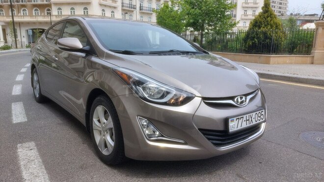 Hyundai Elantra 2015, 107,826 km - 1.8 l - Bakı