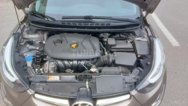 Hyundai Elantra 2015, 107,826 km - 1.8 l - Bakı