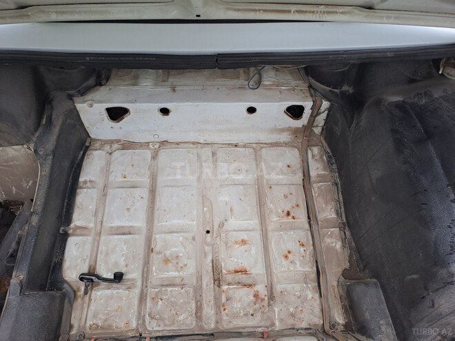 LADA (VAZ) 2107 2009, 45,000 km - 1.6 l - Quba