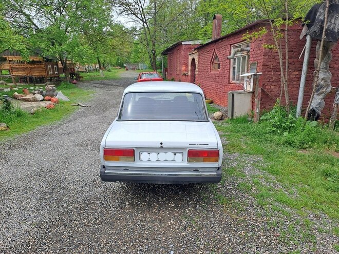 LADA (VAZ) 2107 2009, 45,000 km - 1.6 l - Quba