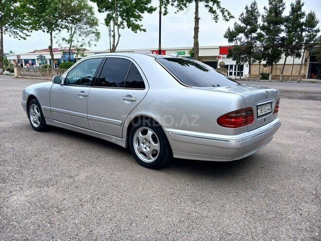 Mercedes E 220 d 2000, 390,000 km - 2.2 l - Saatlı