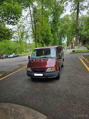 Ford Transit 1998, 530,546 km - 2.5 л - Quba