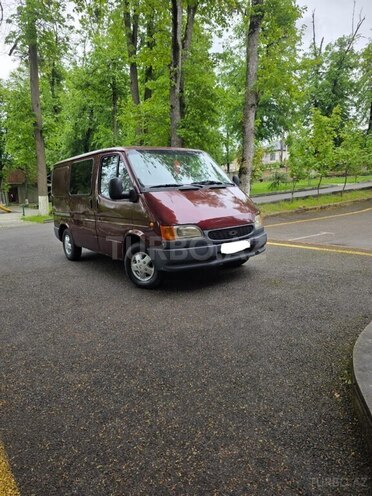Ford Transit 1998, 530,546 km - 2.5 л - Quba