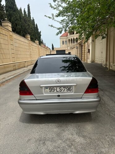 Mercedes C 200 d 1999, 431,308 km - 2.2 l - Bakı