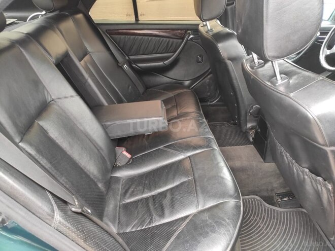 Mercedes C 240 1997, 152,588 km - 2.4 л - Gəncə