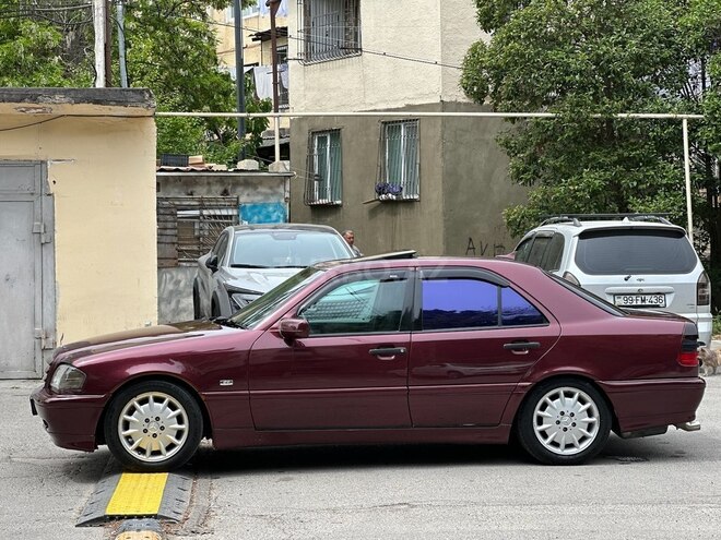 Mercedes C 240 1998, 254,784 km - 2.4 л - Bakı