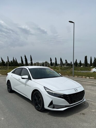 Hyundai Elantra 2022, 26,200 km - 1.6 л - Bakı