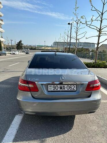 Mercedes E 250 2012, 328,000 km - 2.2 l - Bakı