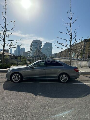 Mercedes E 250 2012, 328,000 km - 2.2 l - Bakı