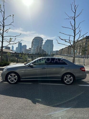 Mercedes E 250 2012, 328,000 km - 2.2 l - Bakı