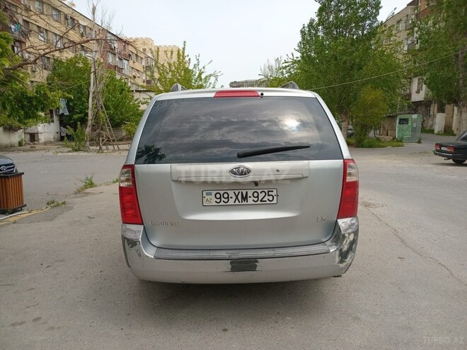 Kia Carnival 2005, 643,212 km - 2.5 l - Bakı