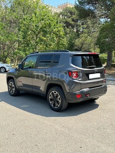 Jeep Renegade 2017, 94,270 km - 2.4 l - Bakı