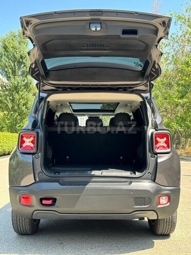 Jeep Renegade 2017, 94,270 km - 2.4 l - Bakı