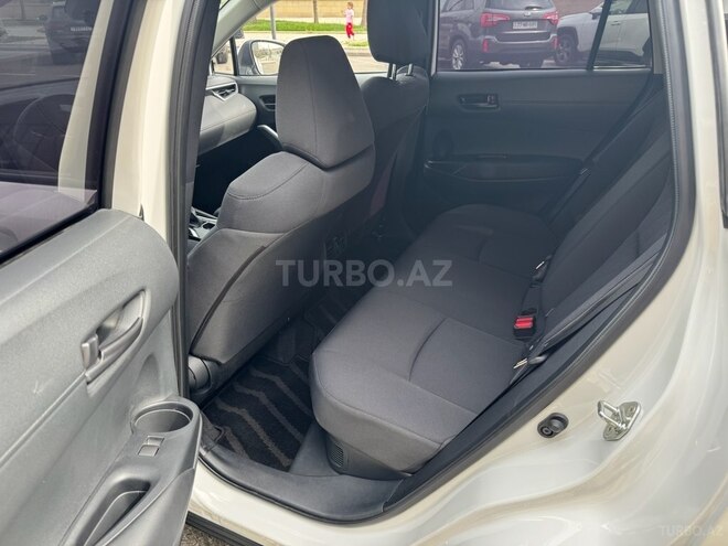Toyota Corolla Cross 2024, 11,500 km - 2.0 л - Bakı