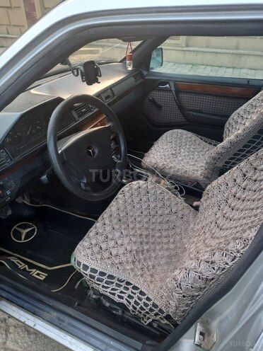 Mercedes C 200 d 1992, 456,890 km - 2.0 l - Biləsuvar