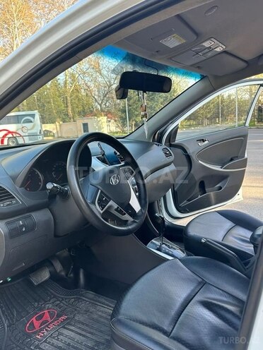 Hyundai Accent 2013, 220,000 km - 1.4 l - Bakı