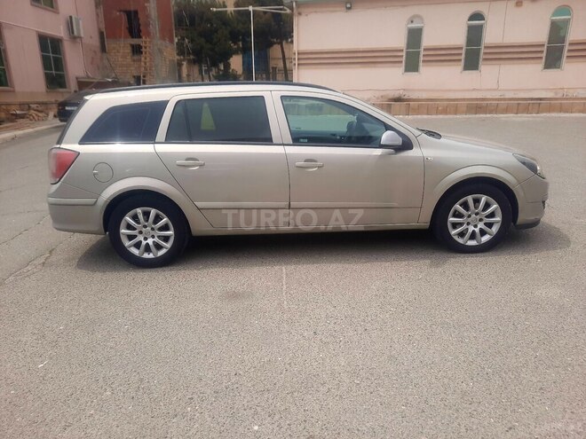 Opel Astra 2005, 242,300 km - 1.6 l - Bakı