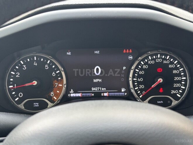Jeep Renegade 2017, 94,270 km - 2.4 l - Bakı