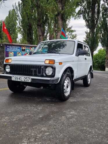 LADA (VAZ) Niva 2015, 92,000 km - 1.7 л - Zaqatala