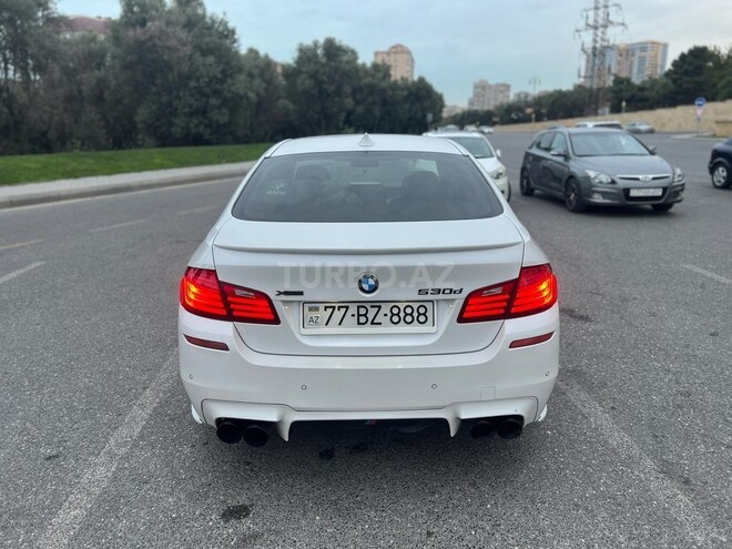BMW 530 2015, 215,000 km - 3.0 л - Bakı