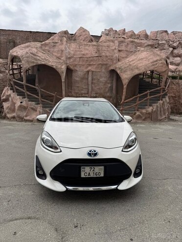 Toyota Aqua 2019, 140,000 km - 1.5 л - Bakı