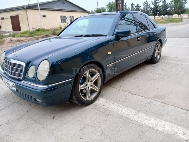 Mercedes E 230 1995, 300,000 km - 2.3 l - Şirvan