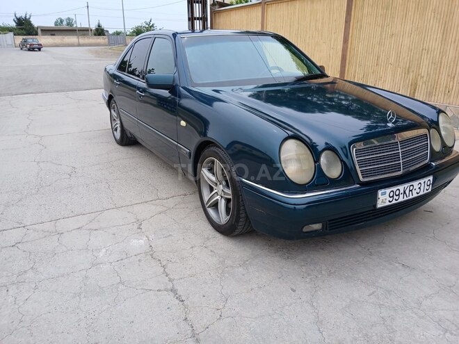Mercedes E 230 1995, 300,000 km - 2.3 l - Şirvan