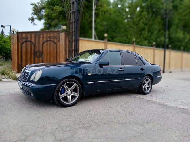 Mercedes E 230 1995, 300,000 km - 2.3 l - Şirvan