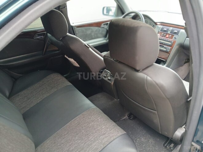 Mercedes E 230 1995, 300,000 km - 2.3 l - Şirvan