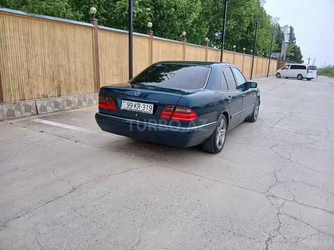 Mercedes E 230 1995, 300,000 km - 2.3 l - Şirvan