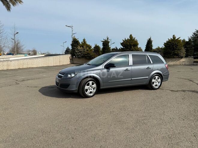 Opel Astra 2006, 244,000 km - 1.3 л - Bakı
