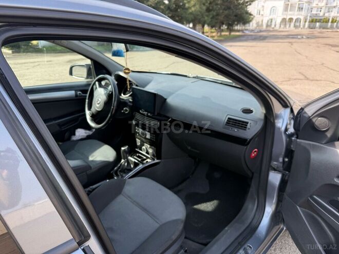 Opel Astra 2006, 244,000 km - 1.3 л - Bakı
