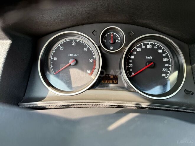 Opel Astra 2006, 244,000 km - 1.3 л - Bakı