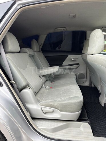 Toyota Prius V 2011, 300,947 km - 1.8 л - Bakı