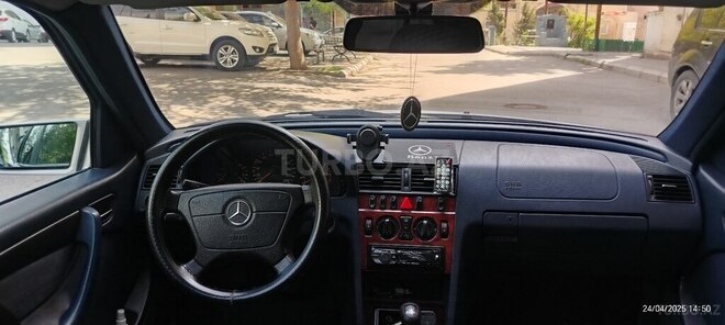 Mercedes C 220 d 1999, 388,000 km - 2.2 l - Bakı