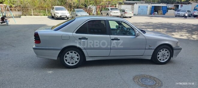Mercedes C 220 d 1999, 388,000 km - 2.2 l - Bakı