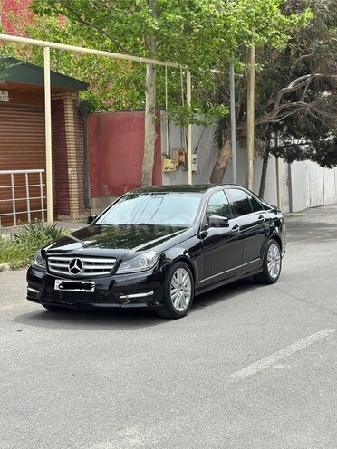 Mercedes C 350 2008, 259,000 km - 3.5 л - Bakı